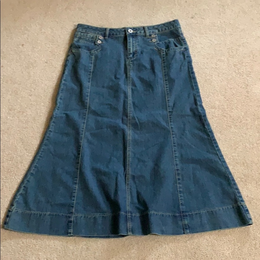 Women’s ankle length denim skirt